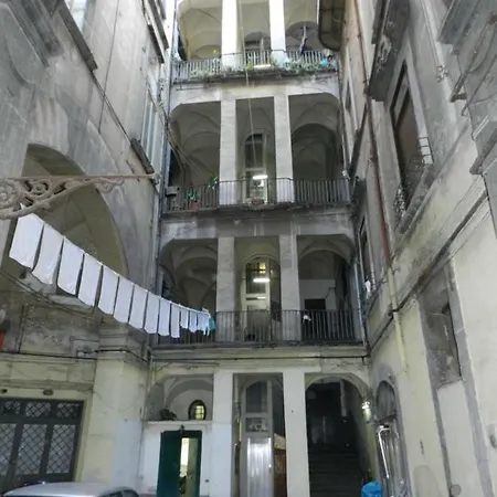 Ai Tribunali Apartamento