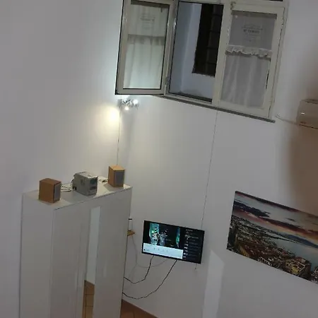 Ai Tribunali * Nápoles