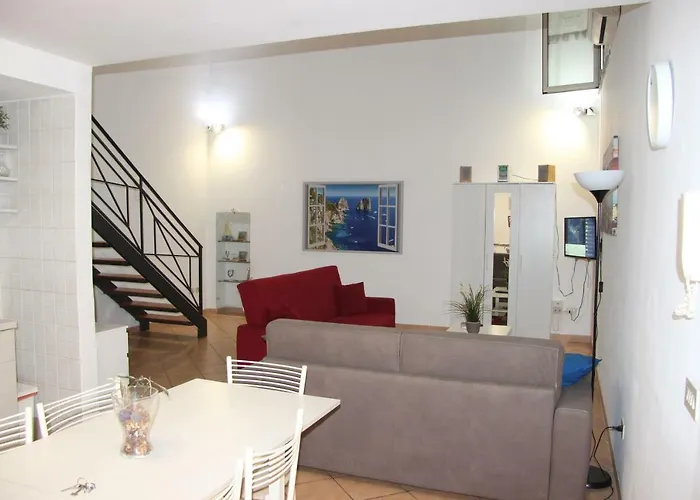 Ai Tribunali Apartament Neapol
