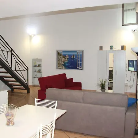 Ai Tribunali Apartment Naples