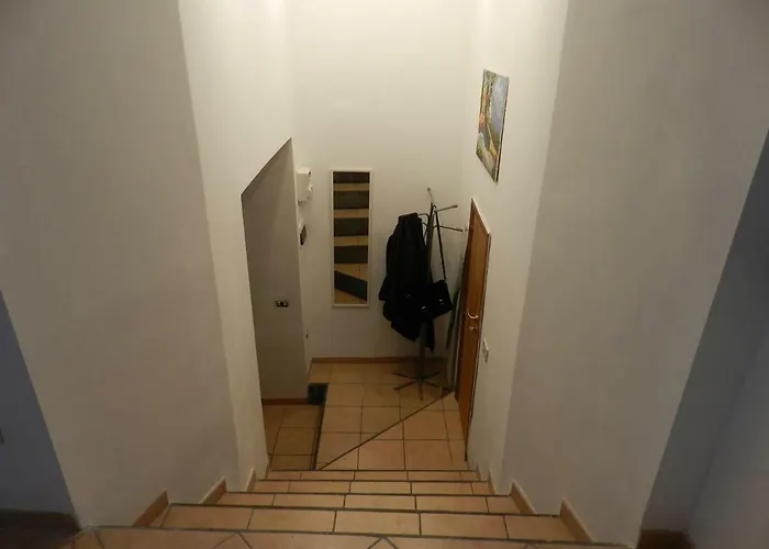 Ai Tribunali 아파트 *