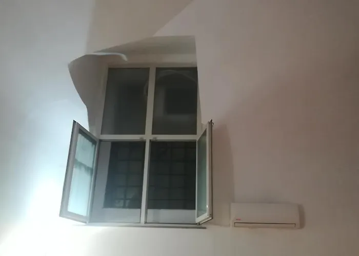 Ai Tribunali 아파트 *